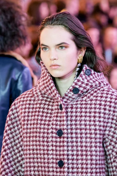 Look 66